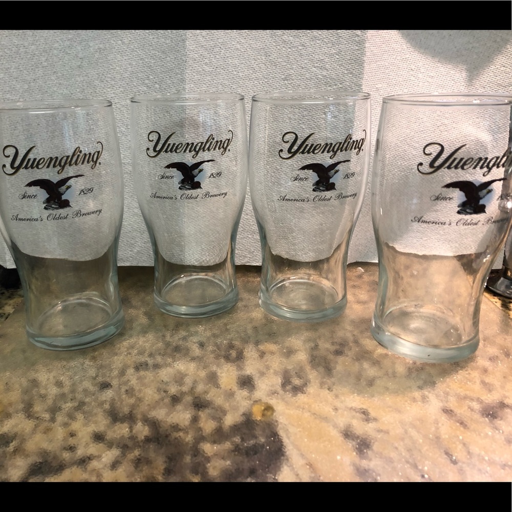 4 set beer glasses Yuengling